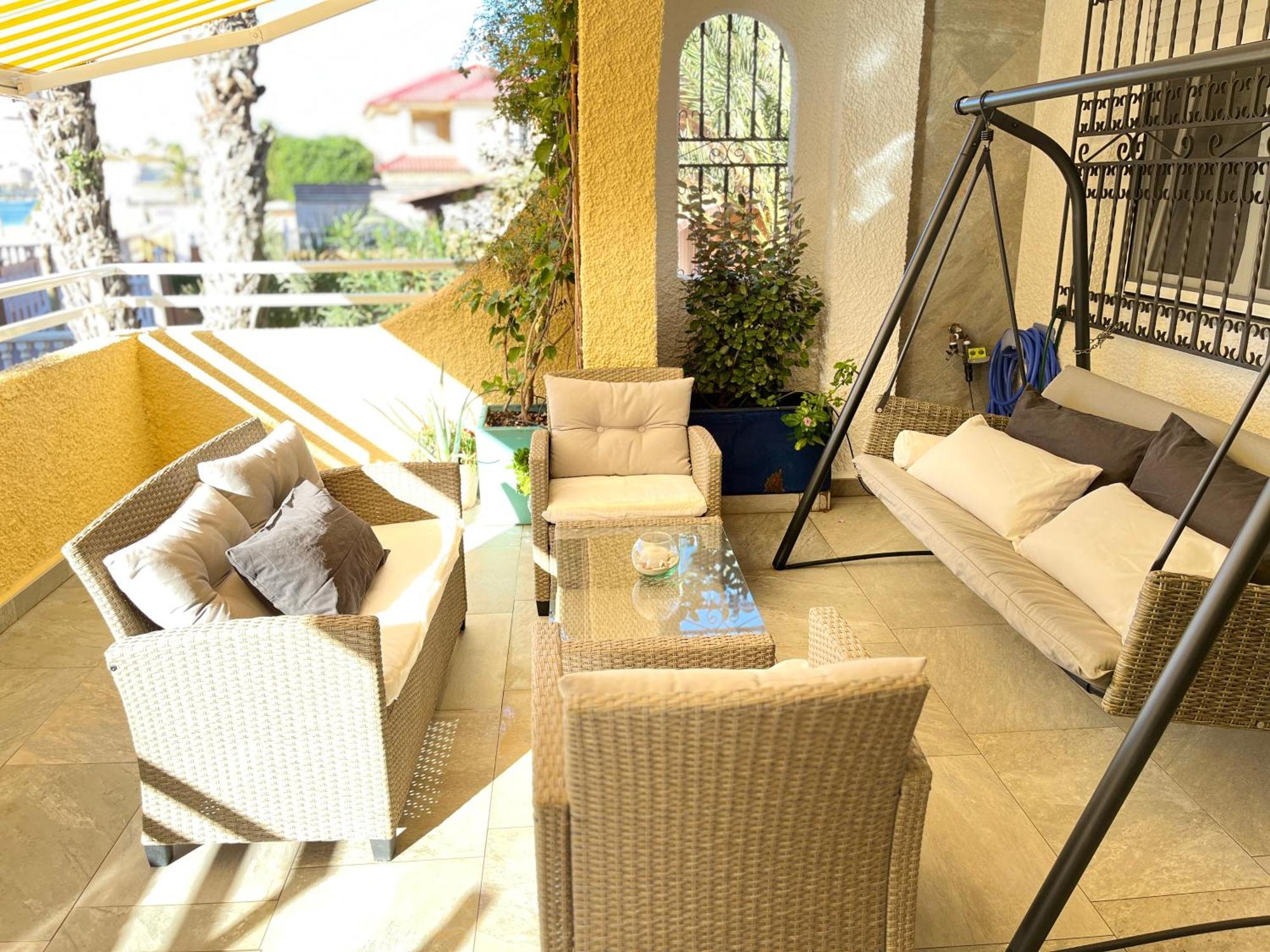 Piscis Family Apartment